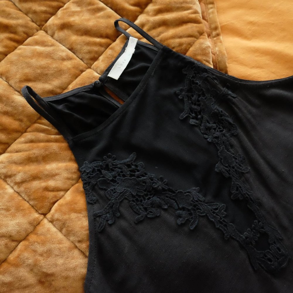 Nordstrom Lush Black Lace Halter Swing Dress